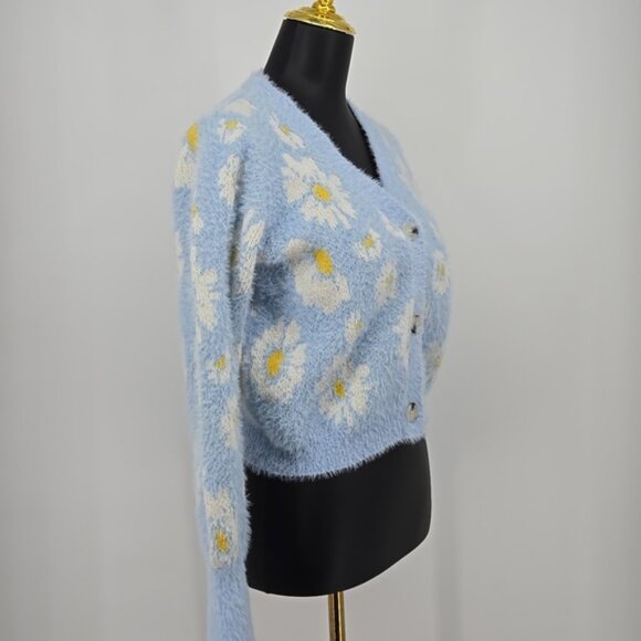 Willow and Wind Blue Floral Sweater - Picture 4 of 8